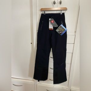 Spyder Women’s snow pants black NWT Gor-Tex size 4